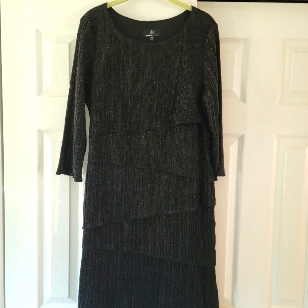 Ronni Nicole Sz 16 Black Layered Dress
